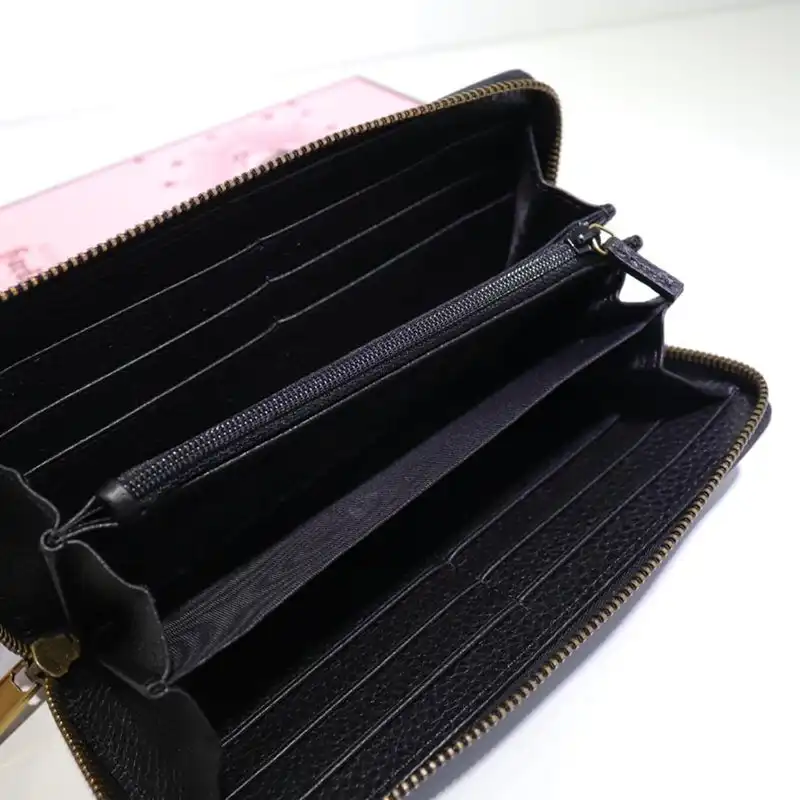 G*u*i brand handbags zip around wallet 1904g0017