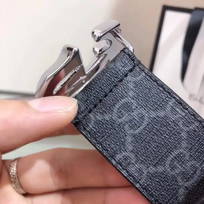 G*u*i s belte 1905bl0257