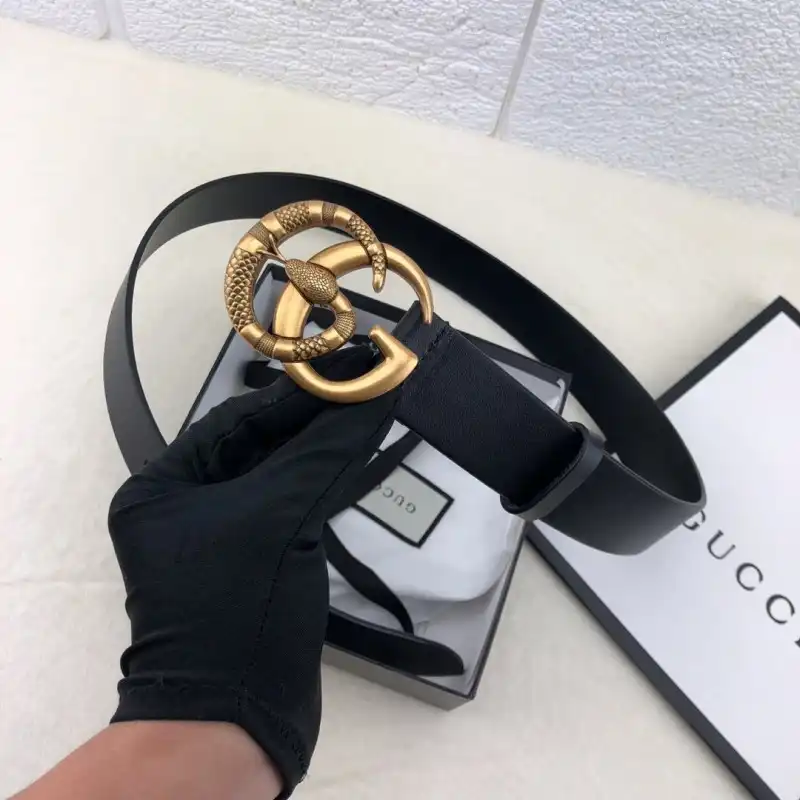 G*u*i s belte 1911x0007