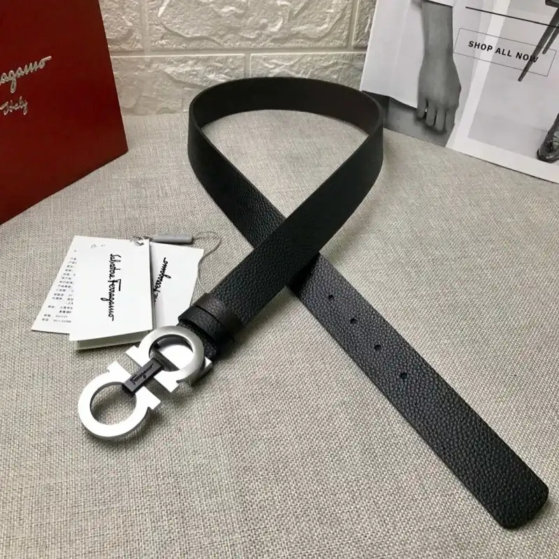 Salvatore Ferragamo s Belte 1911X0017