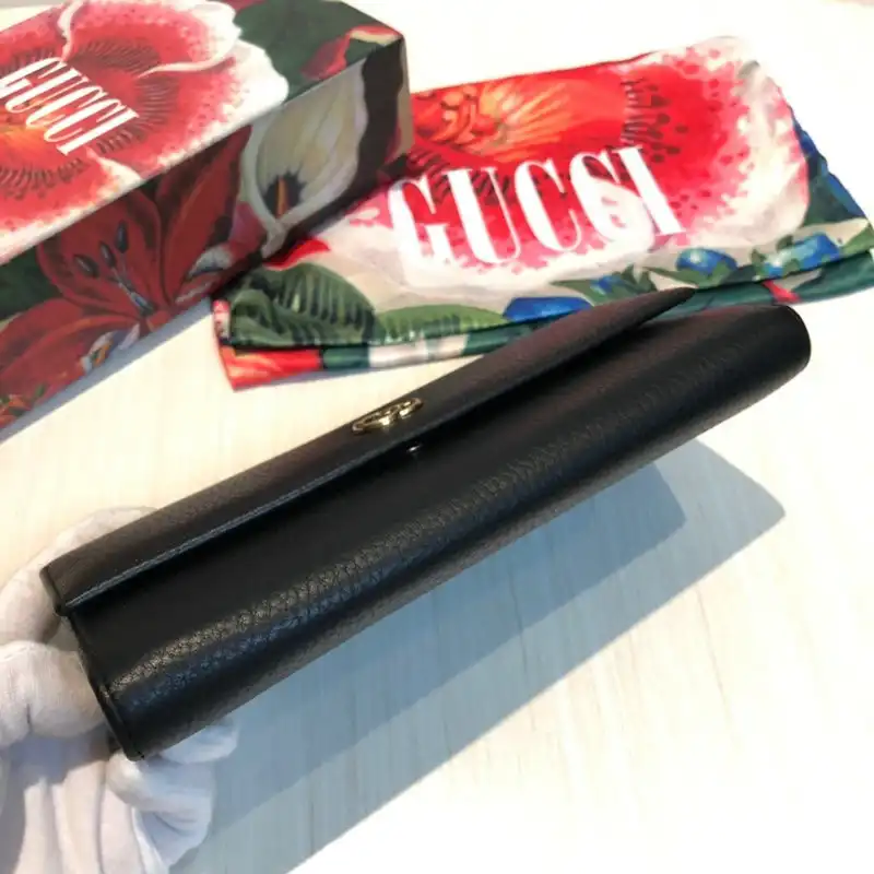 G*u*i bags 20guc0035