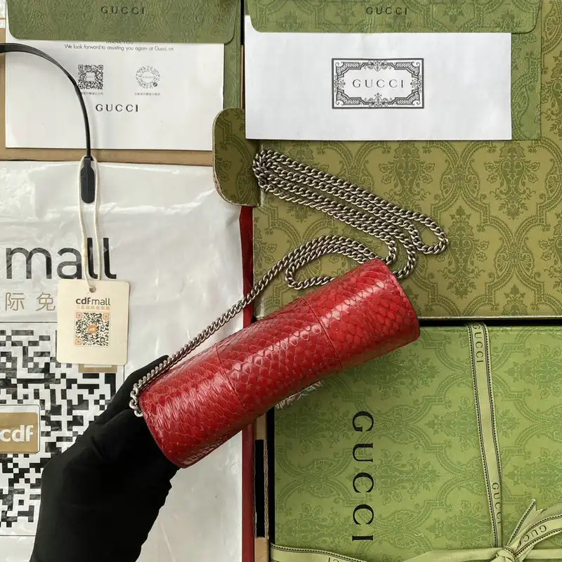 G*u*i bag 2109ya0218