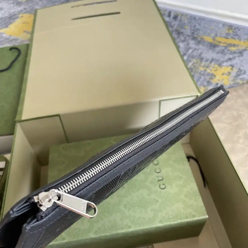 G*u*i bag 2110dj0034