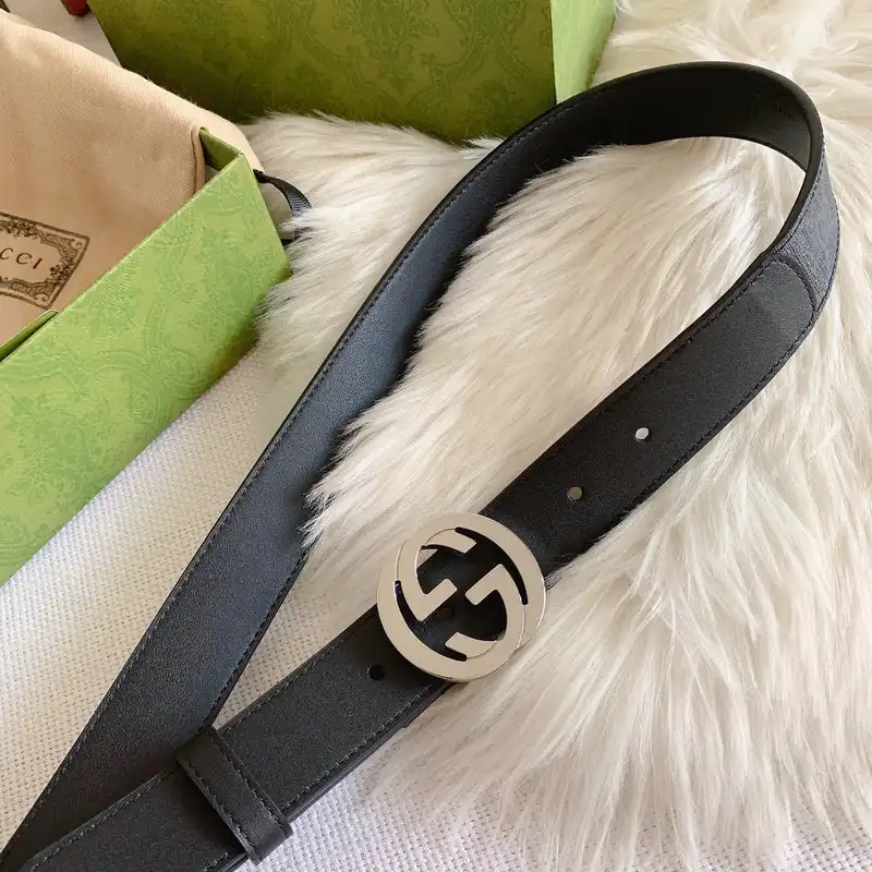 G*u*i belts 2110xa0010