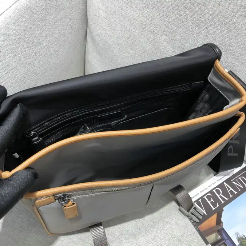 Prada s Bags 2110YZ0023