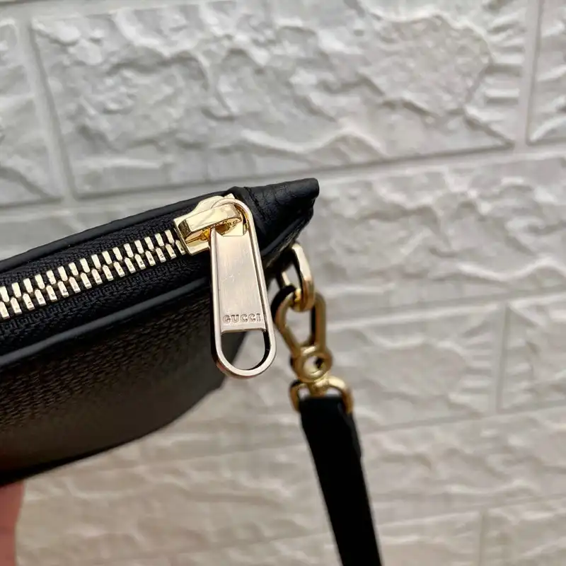 G*u*i bags 2111yz0042