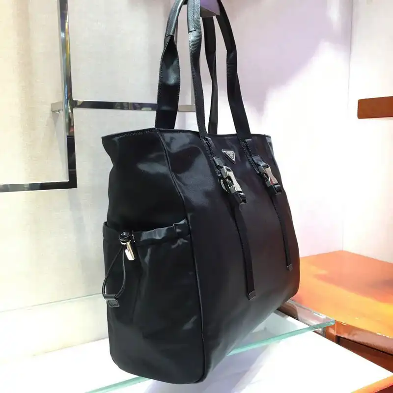 Prada Bags 2111YZ0066