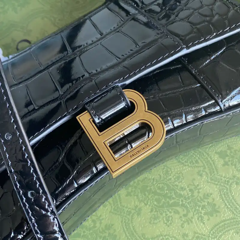 G*u*i bag 2112ya0071