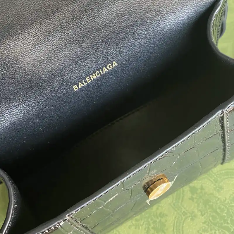 G*u*i bag 2112ya0071