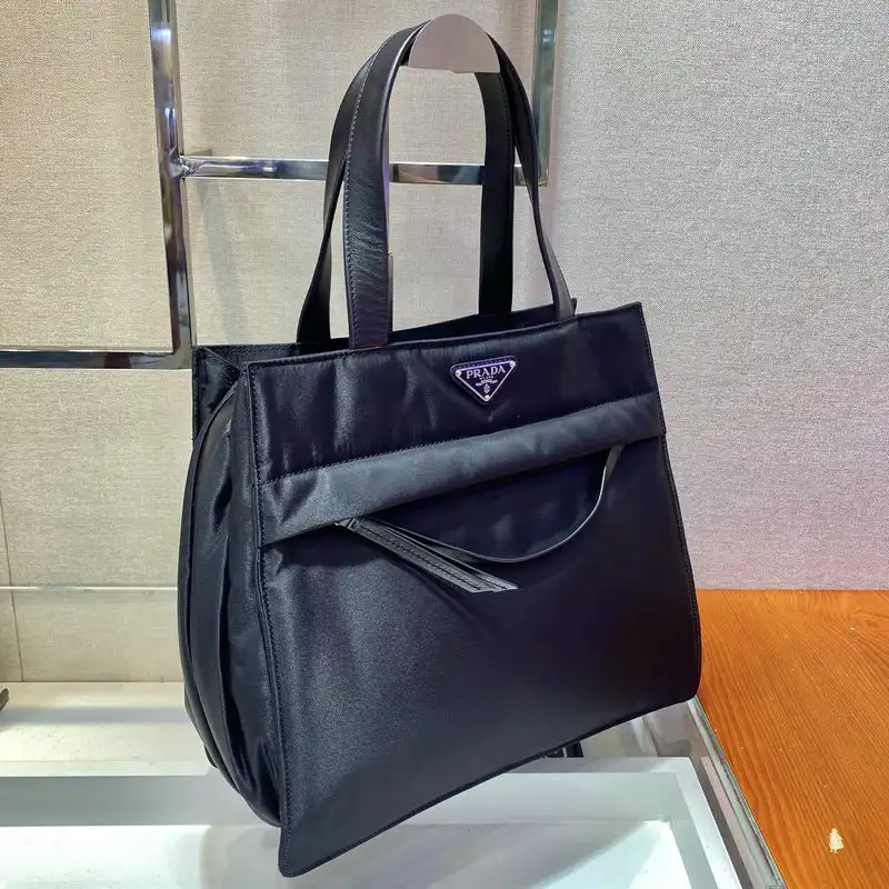 Prada Bag 2112YZ0094