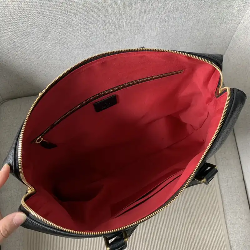 G*u*i bag 2207pj0017