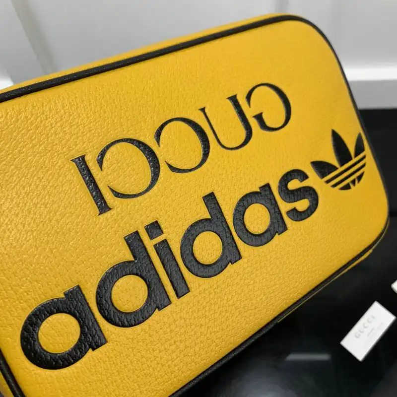 G*u*i bag 2208ya0020