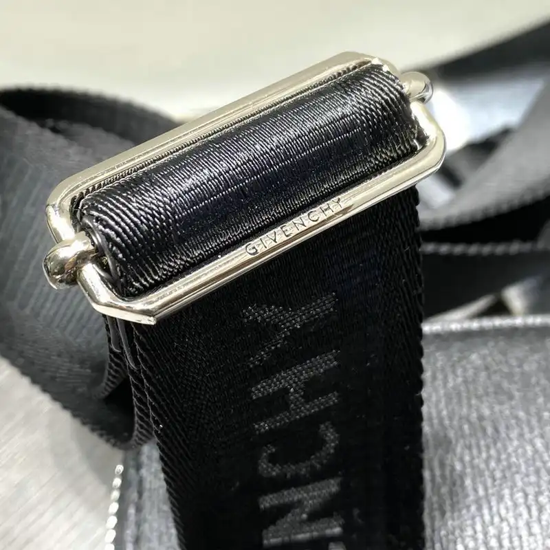 Givenchy Bag 2209SW0078