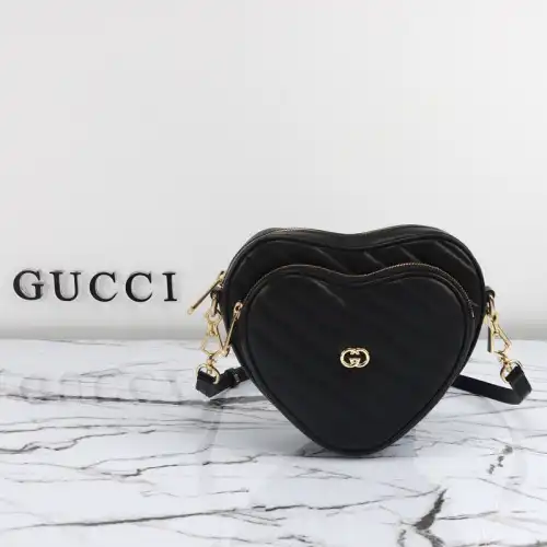 G*u*i bag 2309ya0034