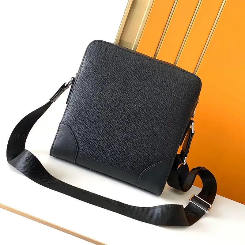 G*u*i bags 2404ya0002