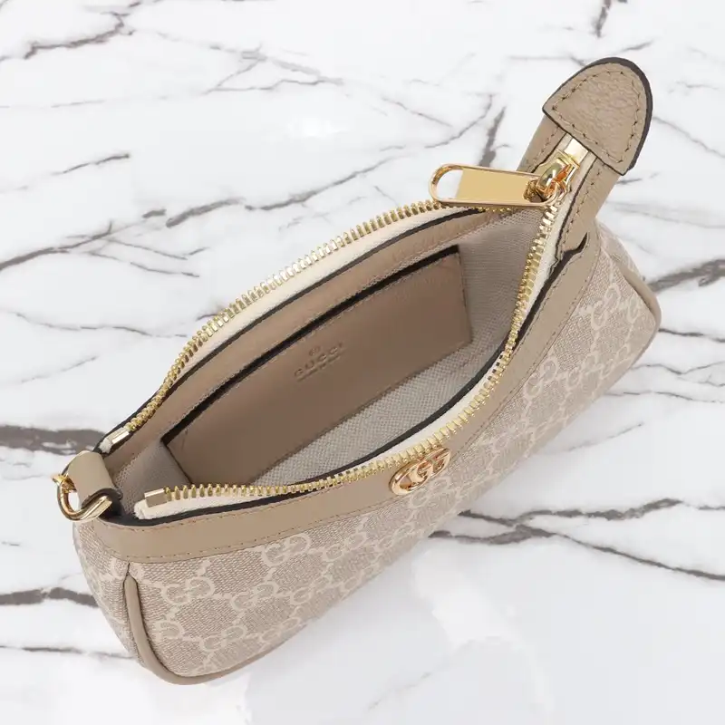 G*u*i bags 2405ya0131