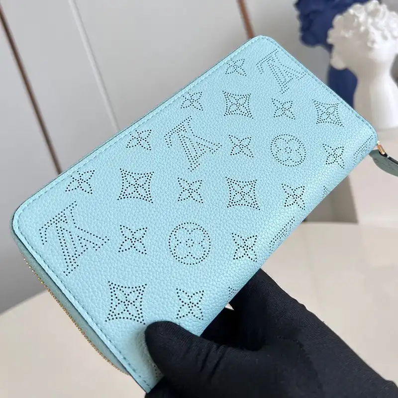 G*u*i bags 2407ya0012