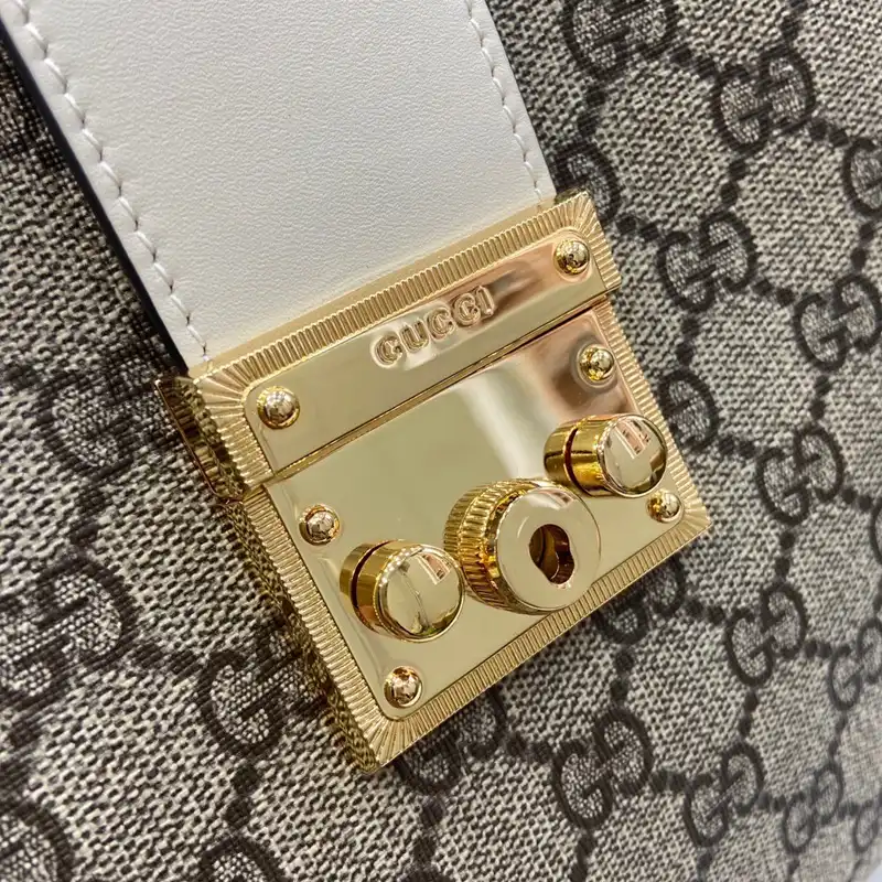 G*u*i bags 2407yz0195