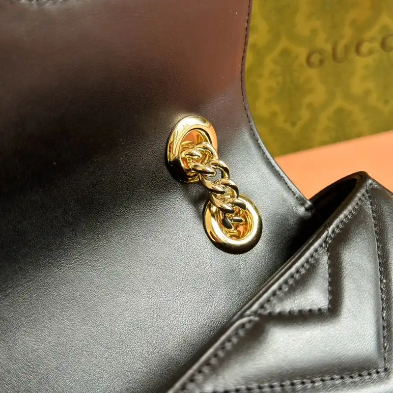 G*u*i bags 2407yz0231