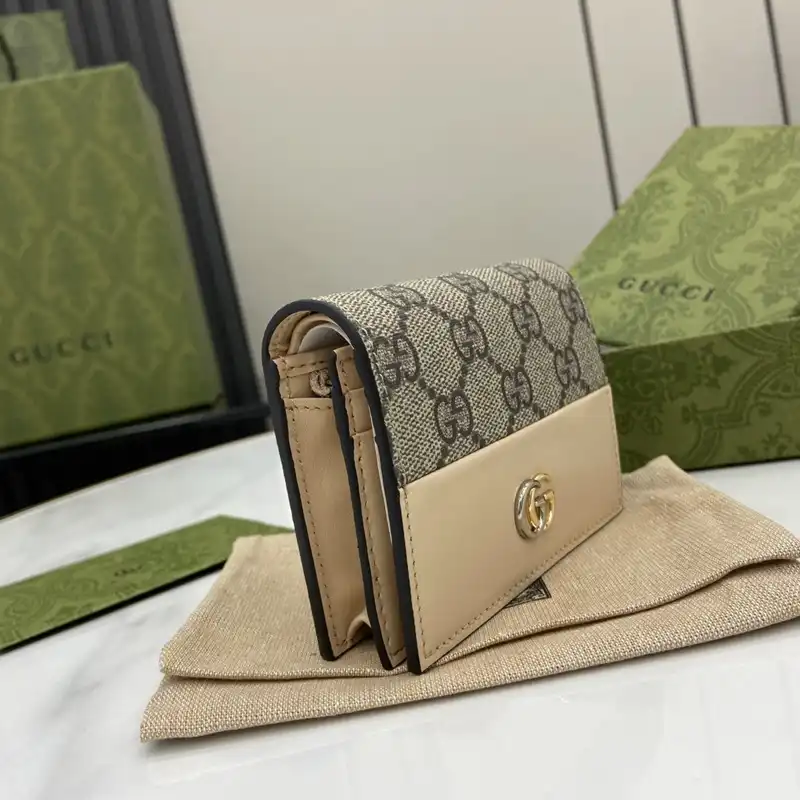 G*u*i bags 2407yz0255