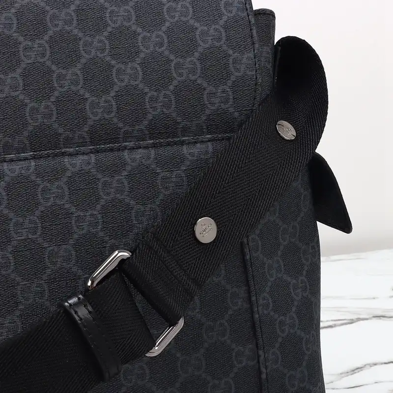 G*u*i bags 2410ya0190