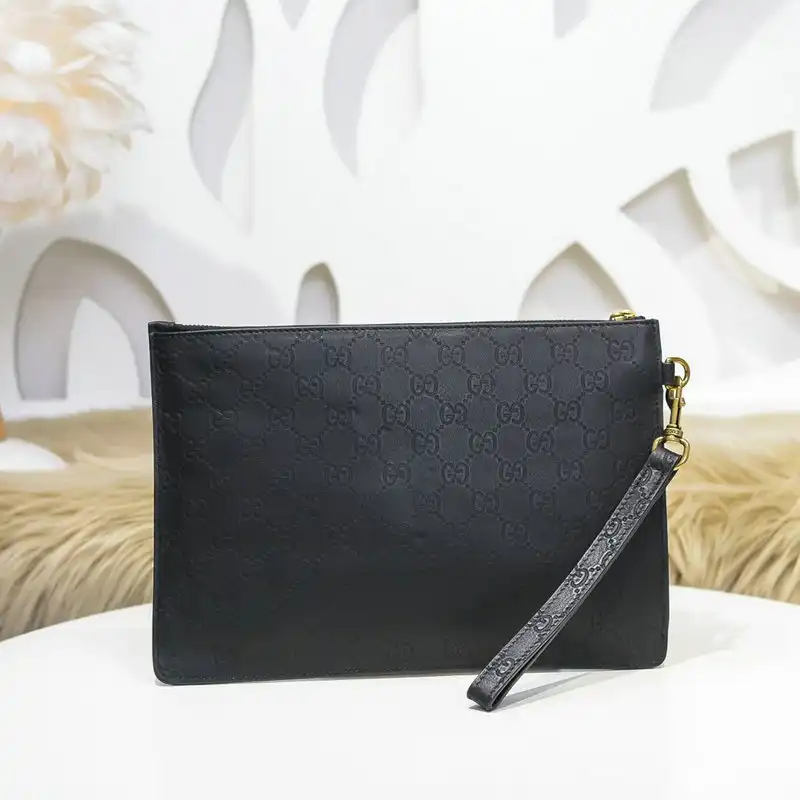 G*u*i bags 2012sh0078