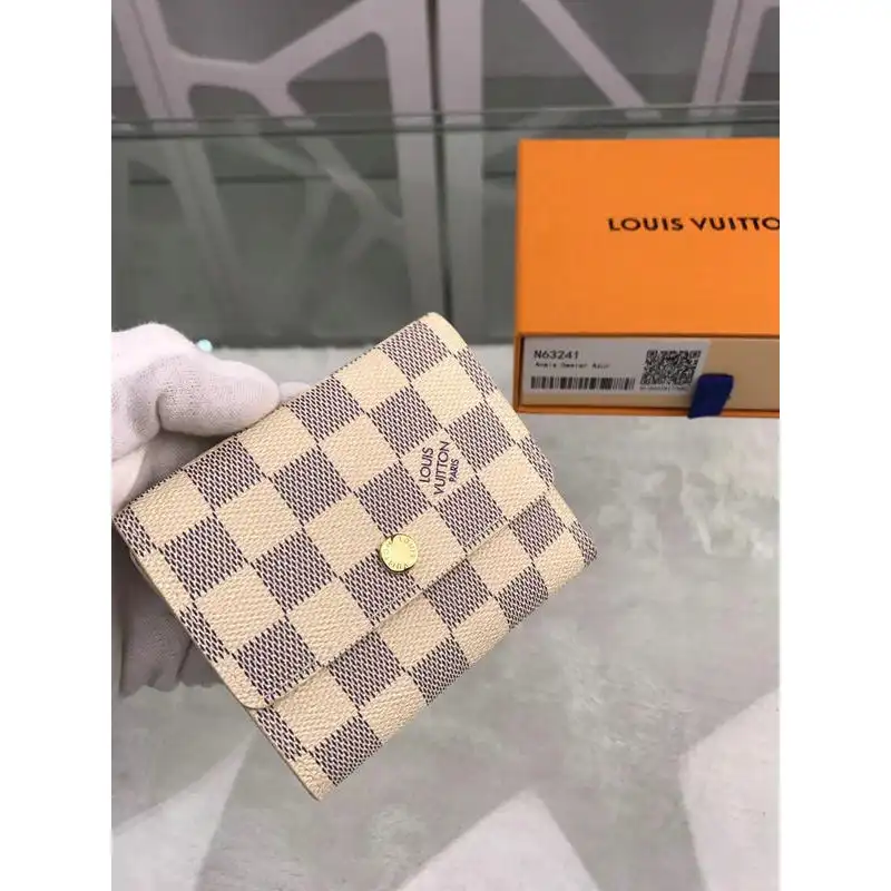 LV Bags 19T1L0273