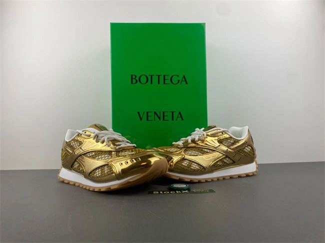 Bottega Veneta Orbit Cozy 2600