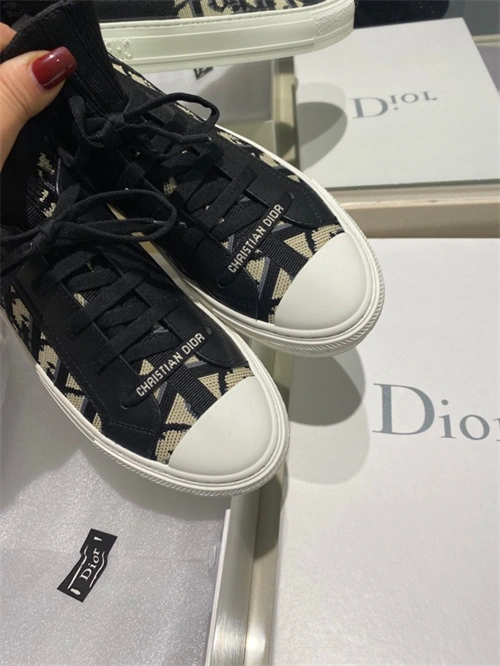 DR Sneaker OnTrend 1082
