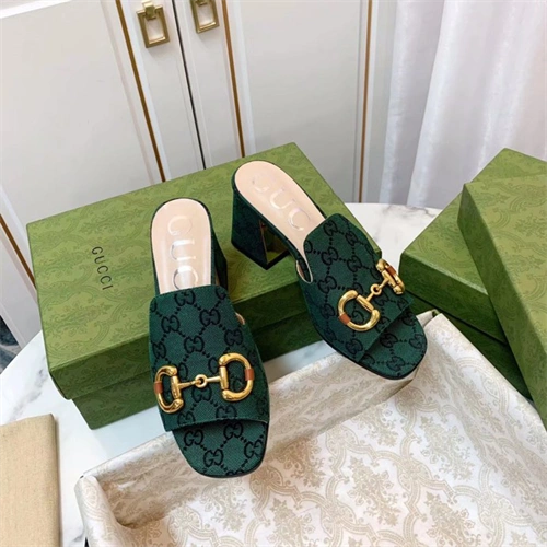 Resilient Gocci Slipper 5638