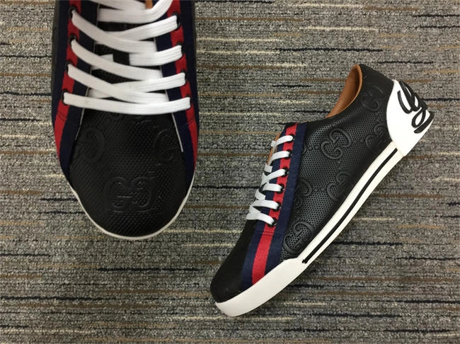 highperformance G*u*i low top sneaker 558