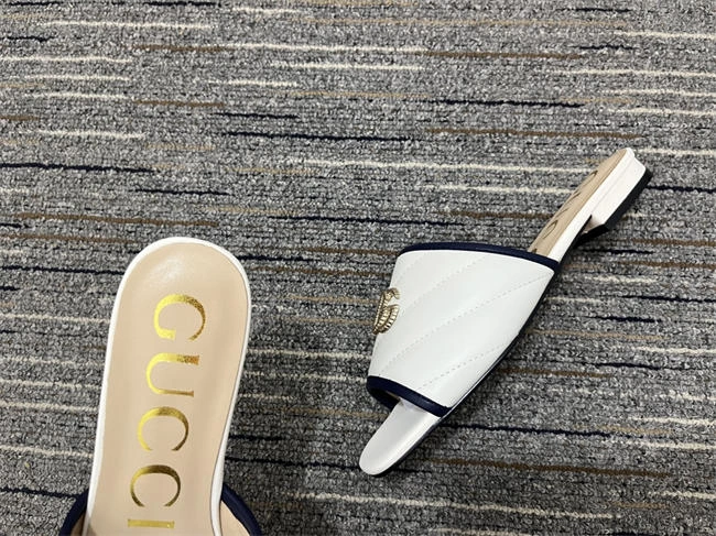 lightweight G*u*i side women 450