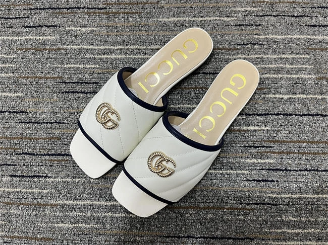 lightweight G*u*i side women 450