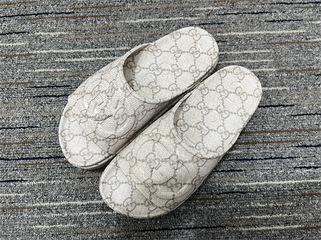 G*u*i slide wrinklefree 395