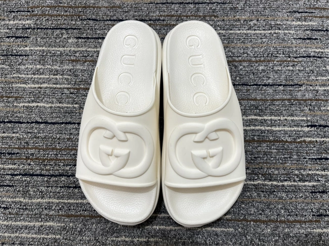 G*u*i slide snug 400