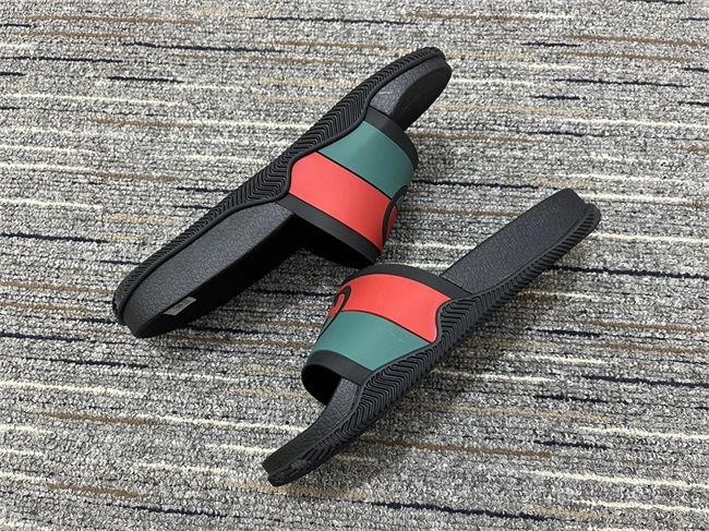 G*u*i slide zipup 421