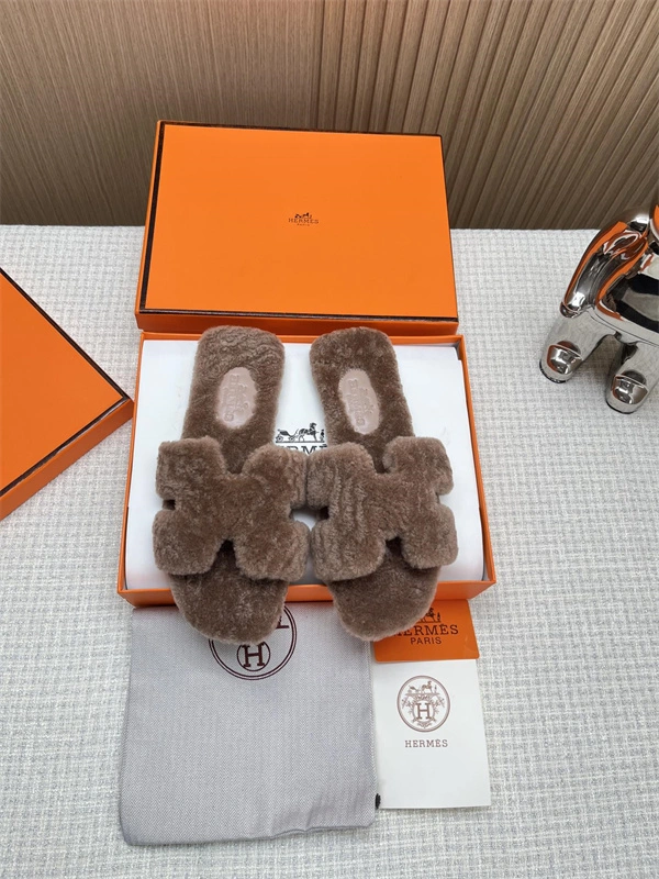 H Slipper Supportive 2383