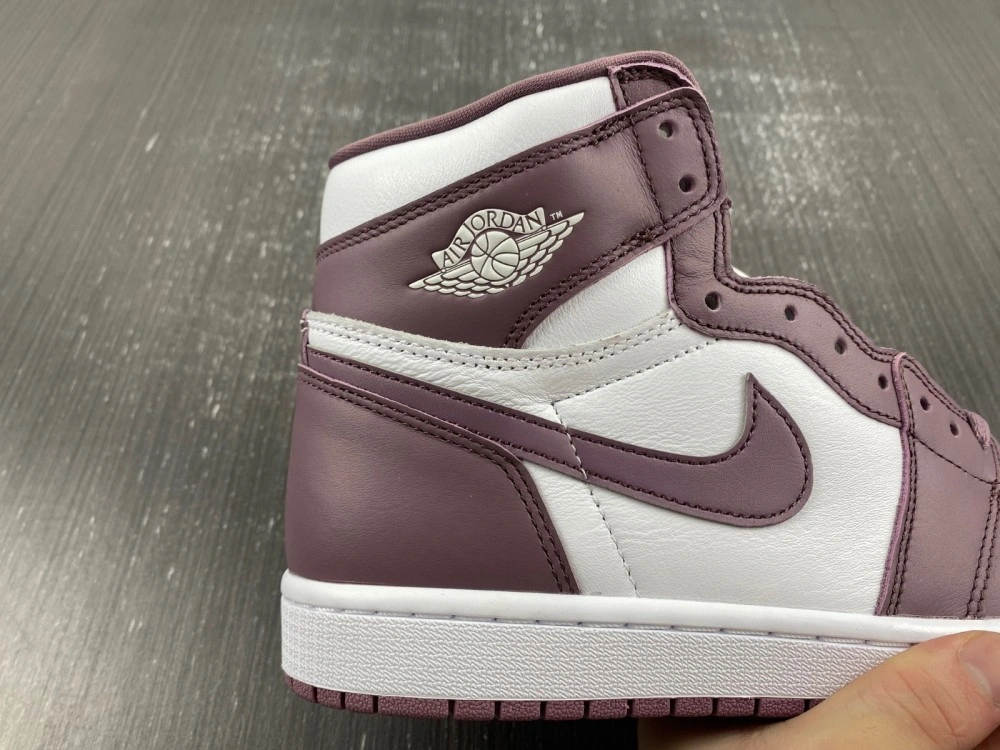 Soft Jordan 1 Retro High OG Sky J Mauve DZ5485- 3678