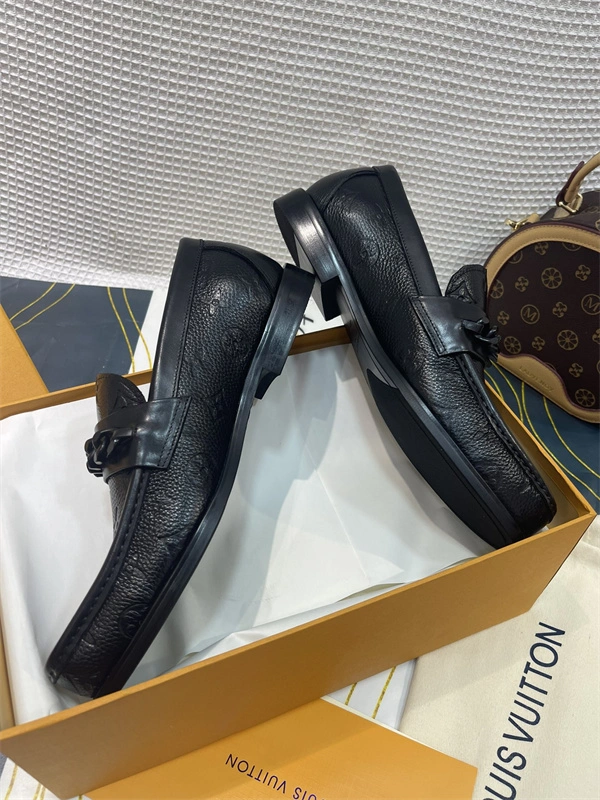 Trendsetting Lv Loafer 1929