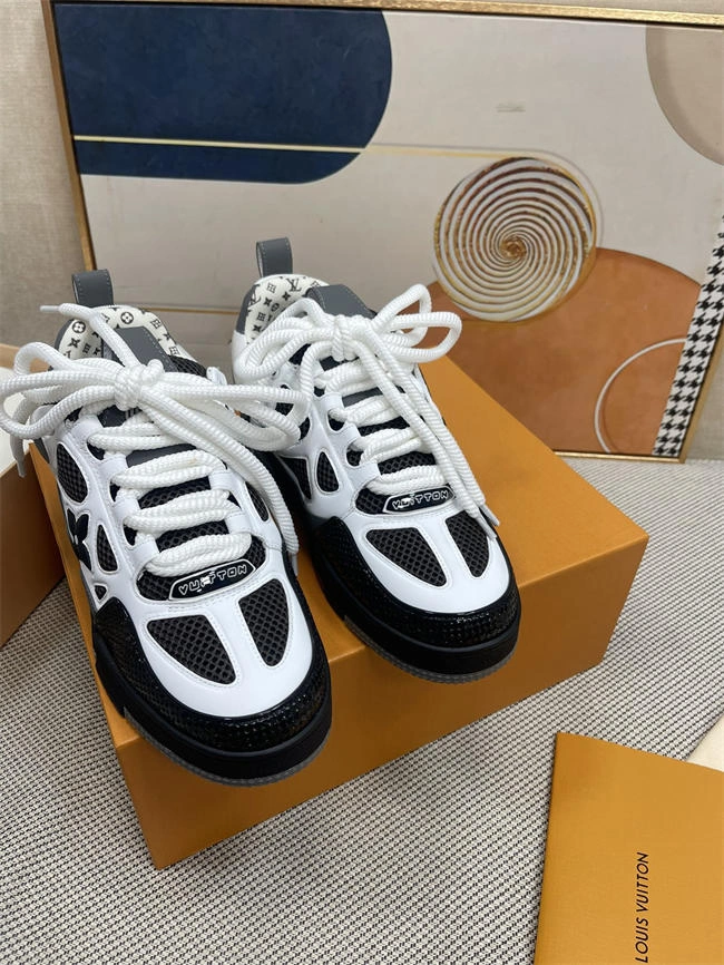 Lv Trainer Sneaker MoistureWicking 2032