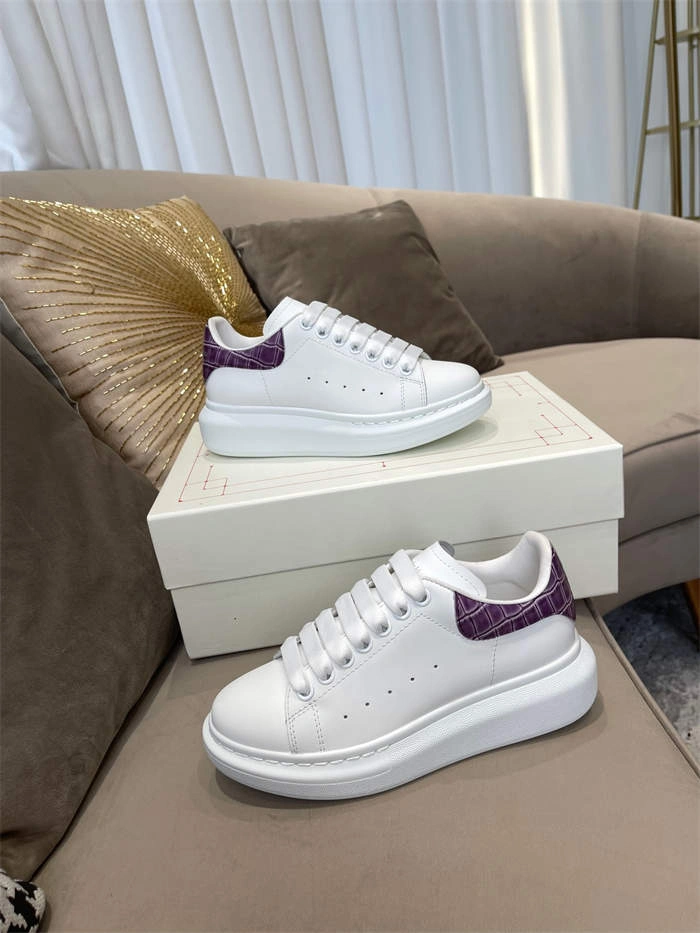 Mc Queen Affordable 2527