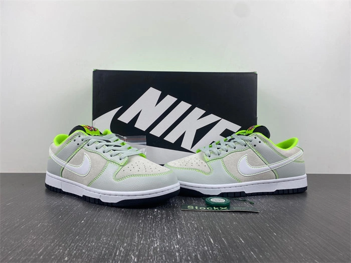 DailyWear Nike Dunk Low University of Oregon PE FQ7260- 4584