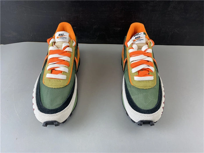 Lightweight Nike LD Waffle sacai BV0073- 5240