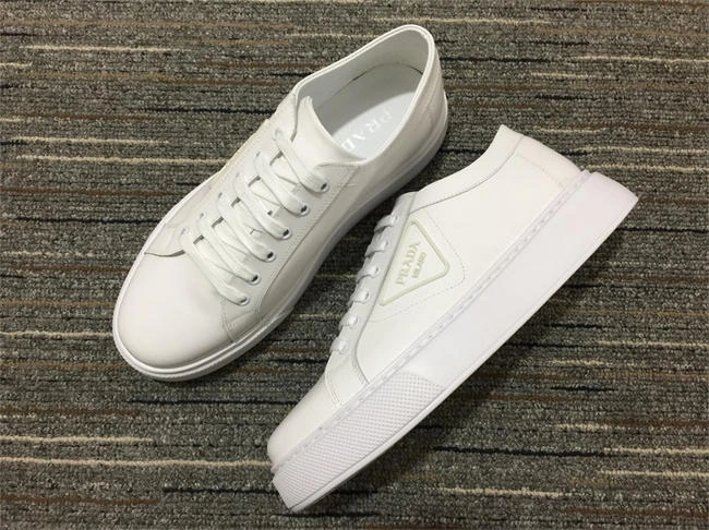 Prada Leather Sneaker MultiPurpose 3325